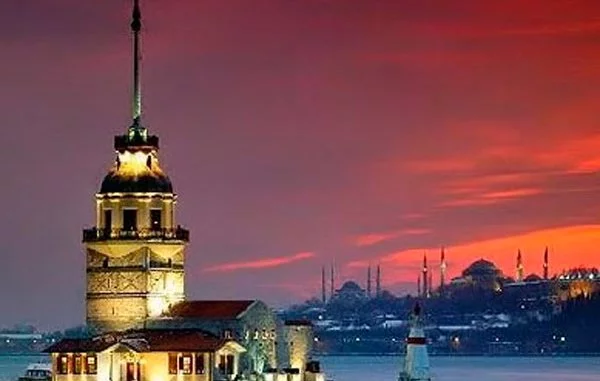 Un responsable turc cherche à rassurer les investisseurs