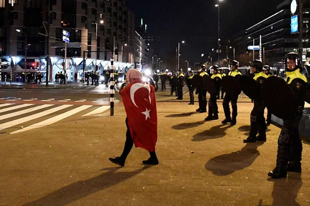 La Haye retire son ambassadeur à Ankara