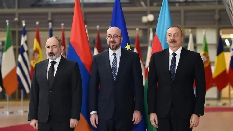 Karabakh : l'Arménie et l'Azerbaïdjan d'accord pour avancer vers un « traité de paix »