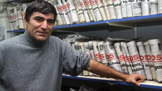 Hrant Dink directeur de la publication du journal Agos à Istanbul