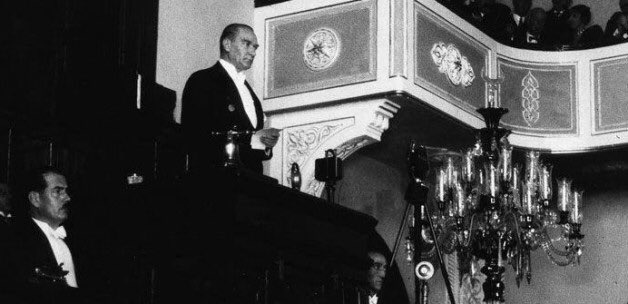 Discours de Mustafa Kemal Atatürk le 29 octobre 1923