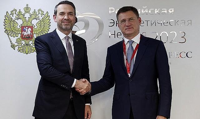 Rencontre du président de la société gazière nationale Turkmengaz, pour signer un accord préliminaire.