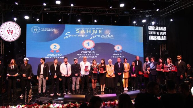 Les finales turques des concours de culture et d'art pour les jeunes, organisées par le ministère de la Jeunesse et des Sports