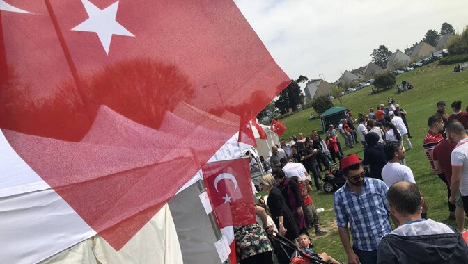 l'Amicale franco-turque de Flers a organisé la Fête de la souveraineté nationale et des enfants