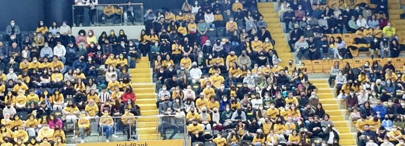 Supporter venu pour soutenir le Vakıf-Bank est en quarts de finale CEV2022
