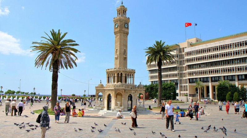 Place de l'horloge à Izmir en Turquie