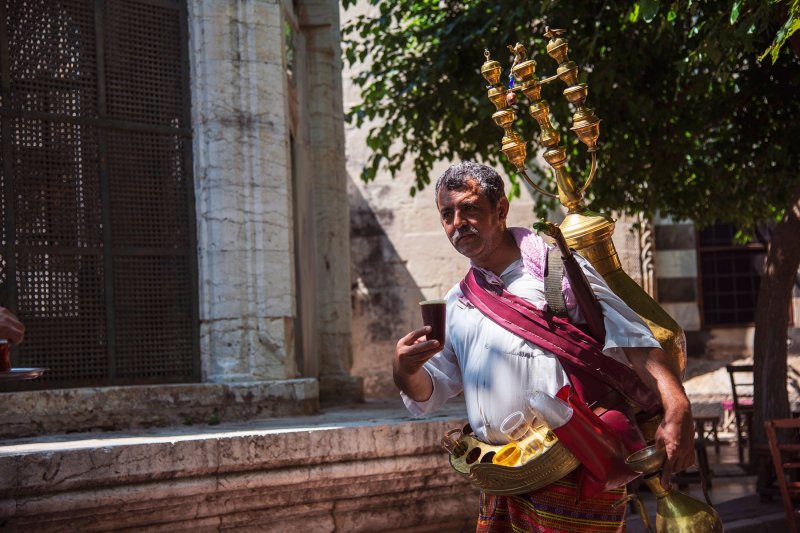 Vendre du sorbet dans la rue est une tradition qui a survécu en Turquie depuis l'époque de l'Empire ottoman. 