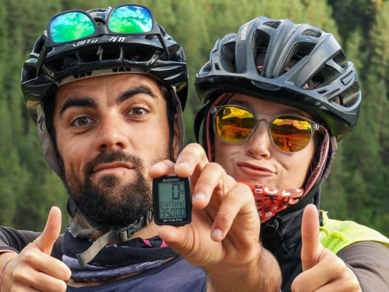 Deux deux français partie faire un tour du monde en vélo