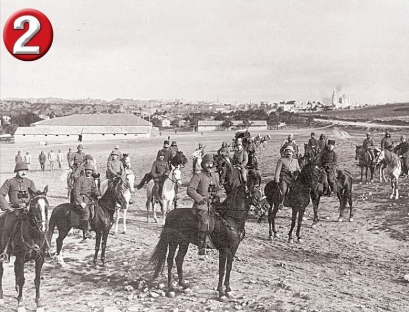 Une unité de cavalerie turque près de la route d'Hébron, 1917