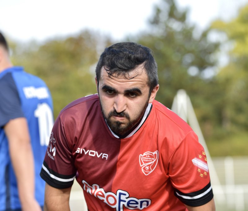 un match de foot au stade de la Doller donc l'équipe locale FC ANATOLIE MULHOUSE
